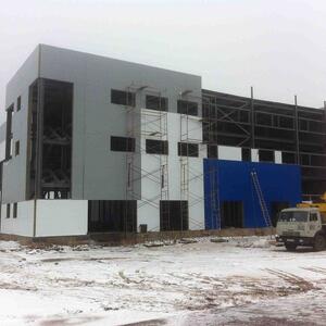 Монтаж ограждающих конструкций стен и кровли