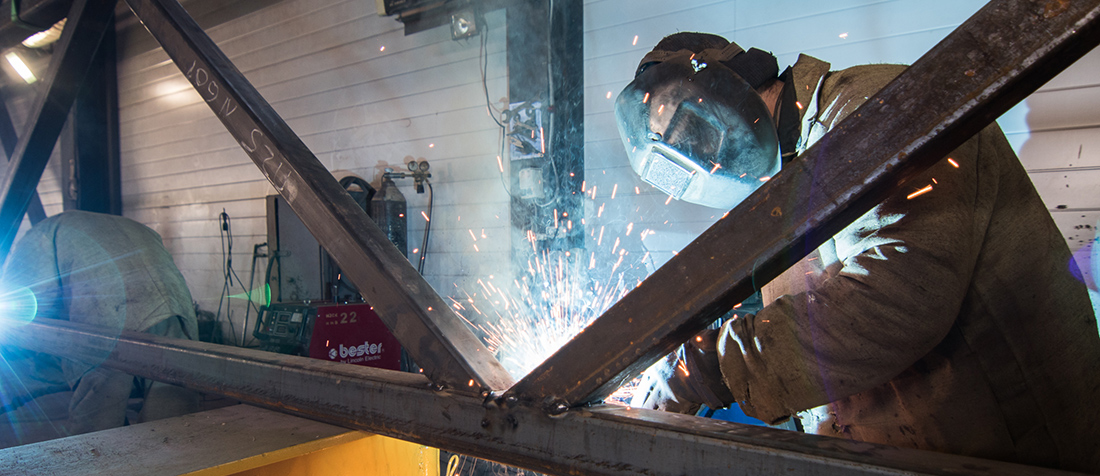 Производственные возможности и оборудование Производственные возможности и оборудование